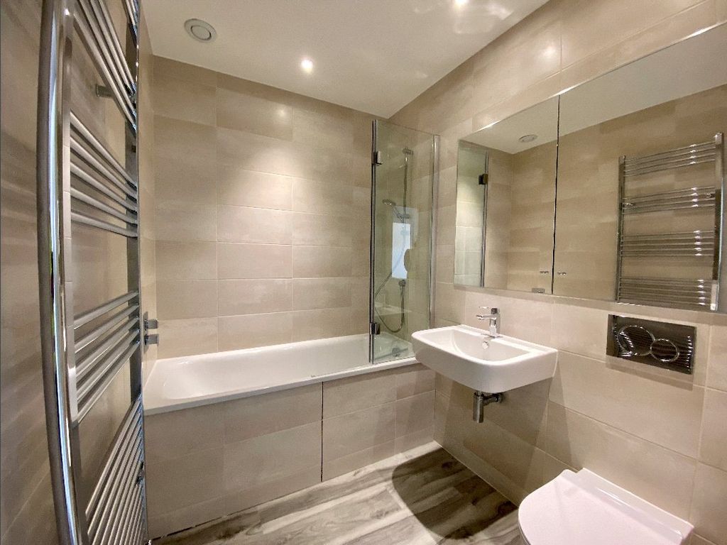 Property photo 3 of 7 Picture No. 04