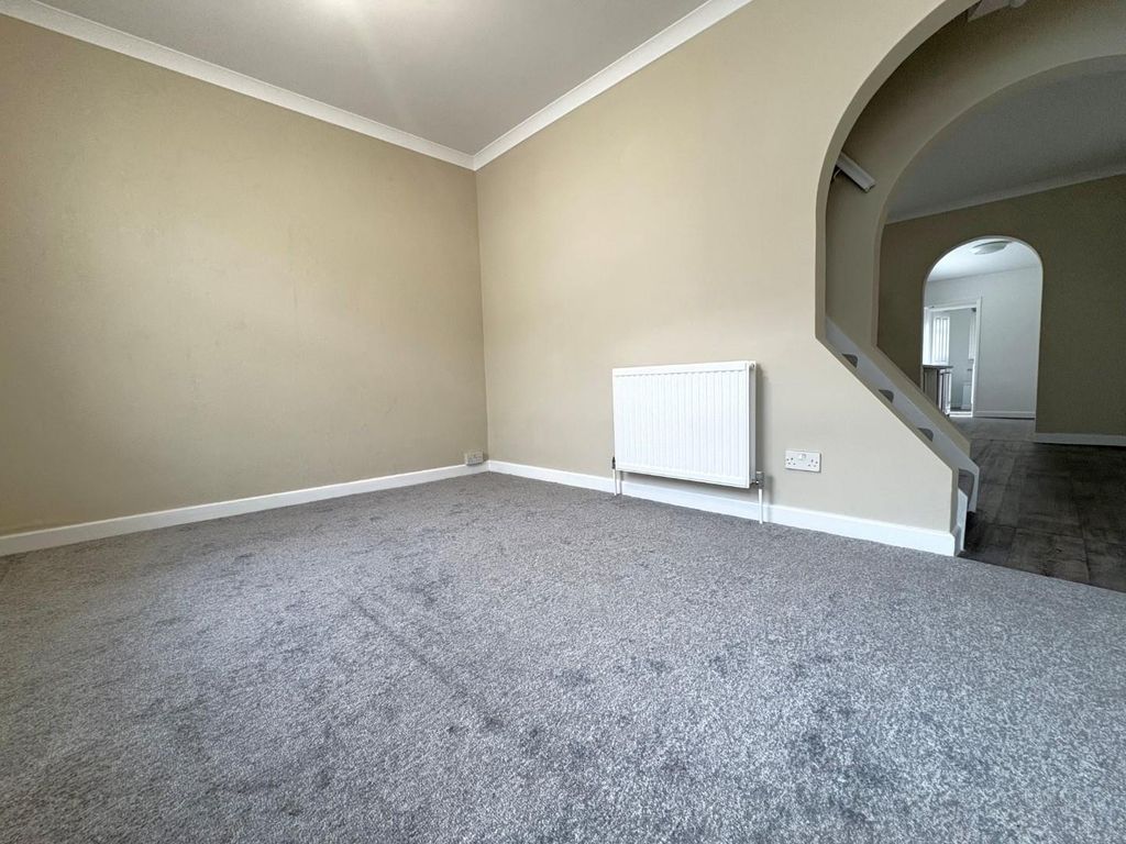 Property photo 2 of 18 2.Jpg