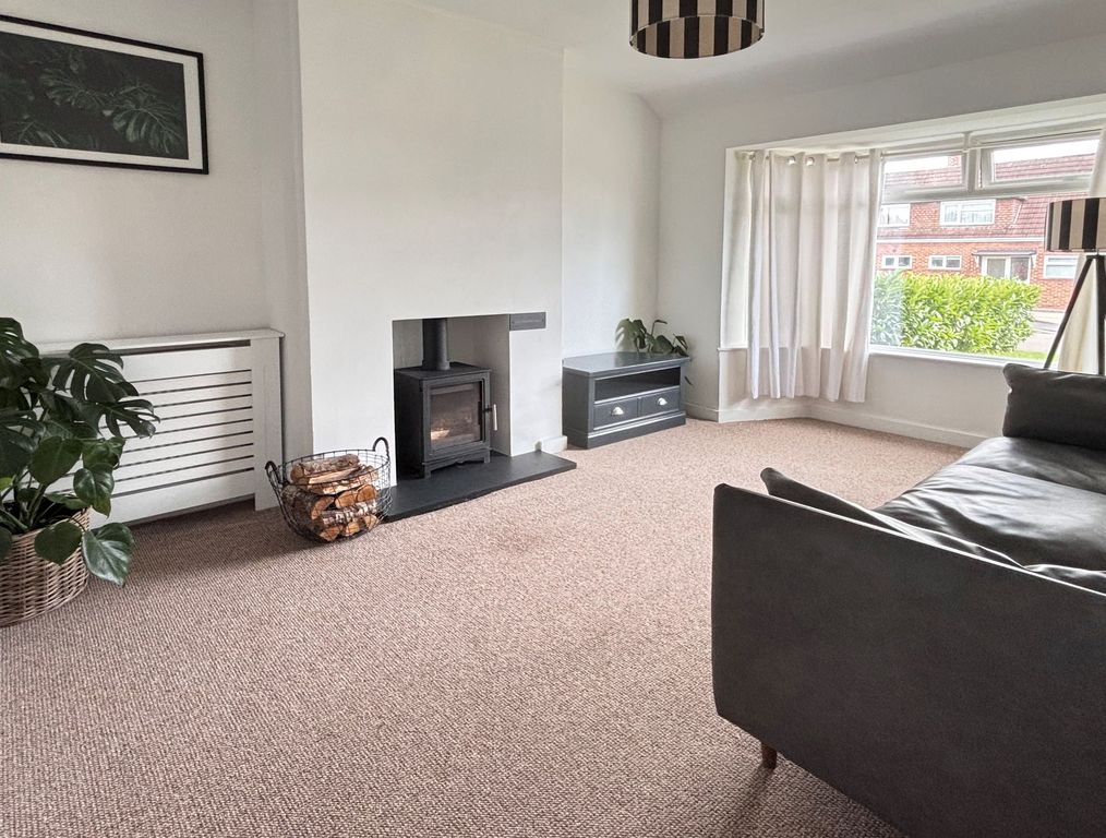 Property photo 2 of 16 Sitting Room