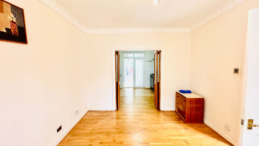 Property photo 1 of 21