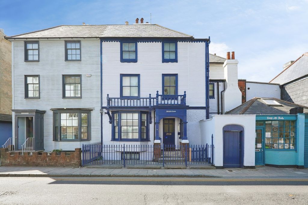 Property photo 1 of 19 Pbox-Img.Jpg