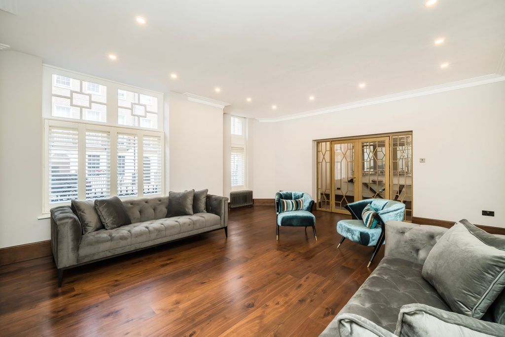 Property photo 1 of 12 Reception Room