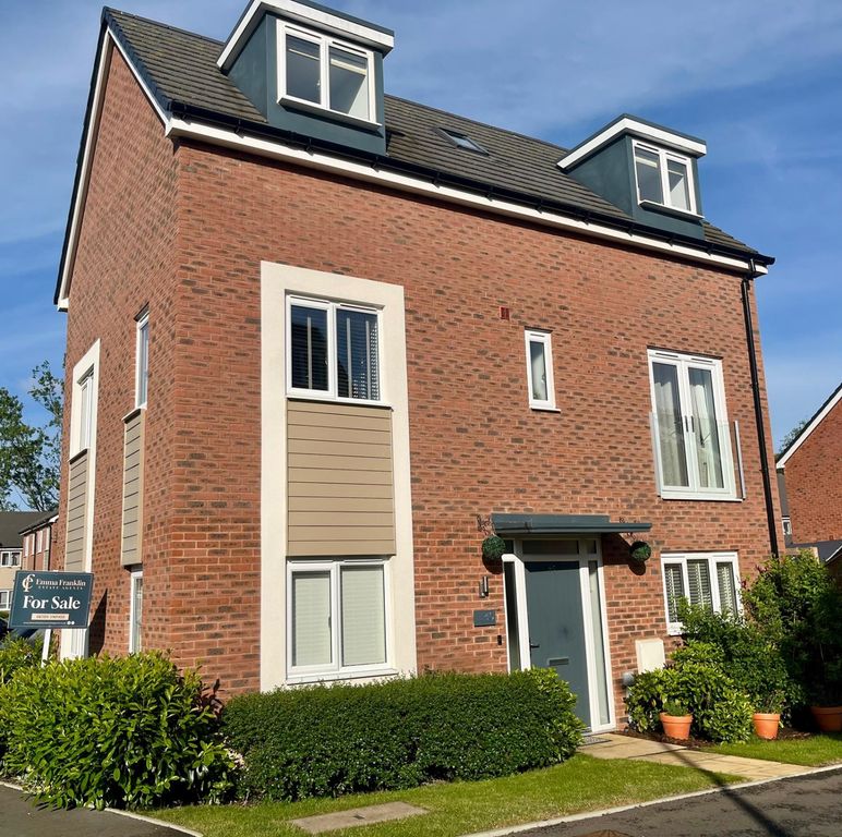 Property photo 1 of 30 F9E9d0B0-c4F2-4d94-93A6-B95019c0F85B
