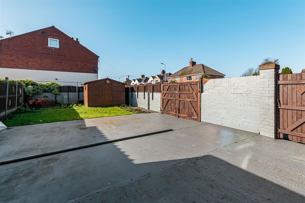 Additional image 14 of 3 bed semi-detached house for saleWestfield Avenue, Goole DN14