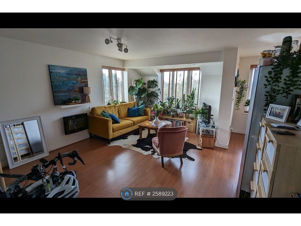 Property photo 3 of 8