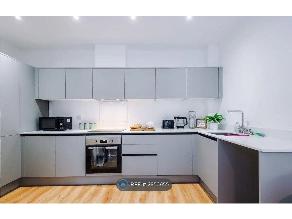 Property photo 2 of 5