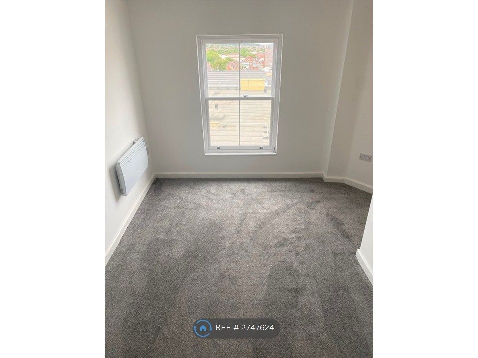 Property photo 3 of 6