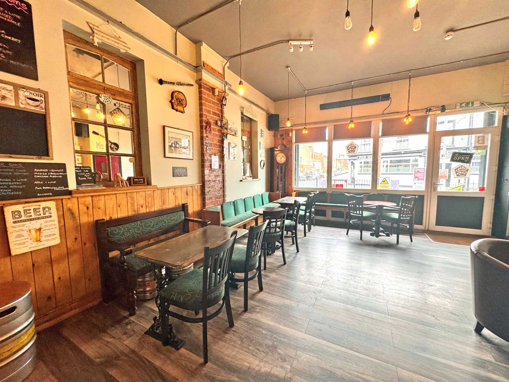 Property photo 3 of 8