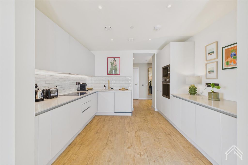 Property photo 3 of 26 3.Jpg