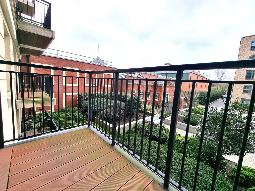 Property photo 3 of 14