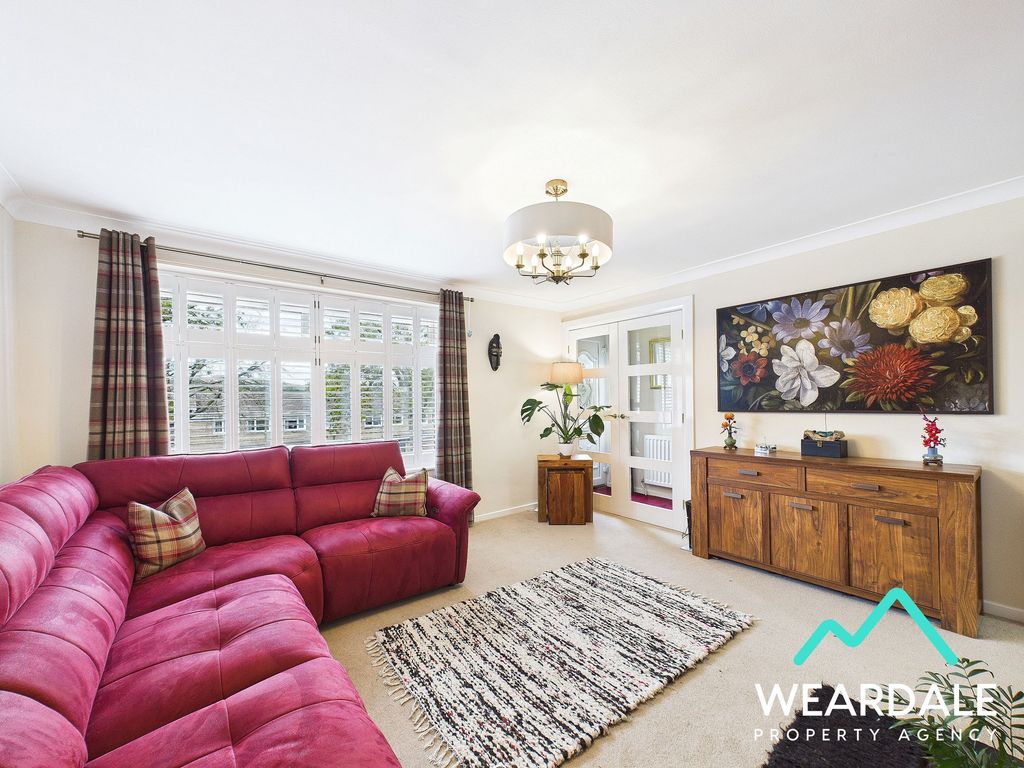 Property photo 2 of 32