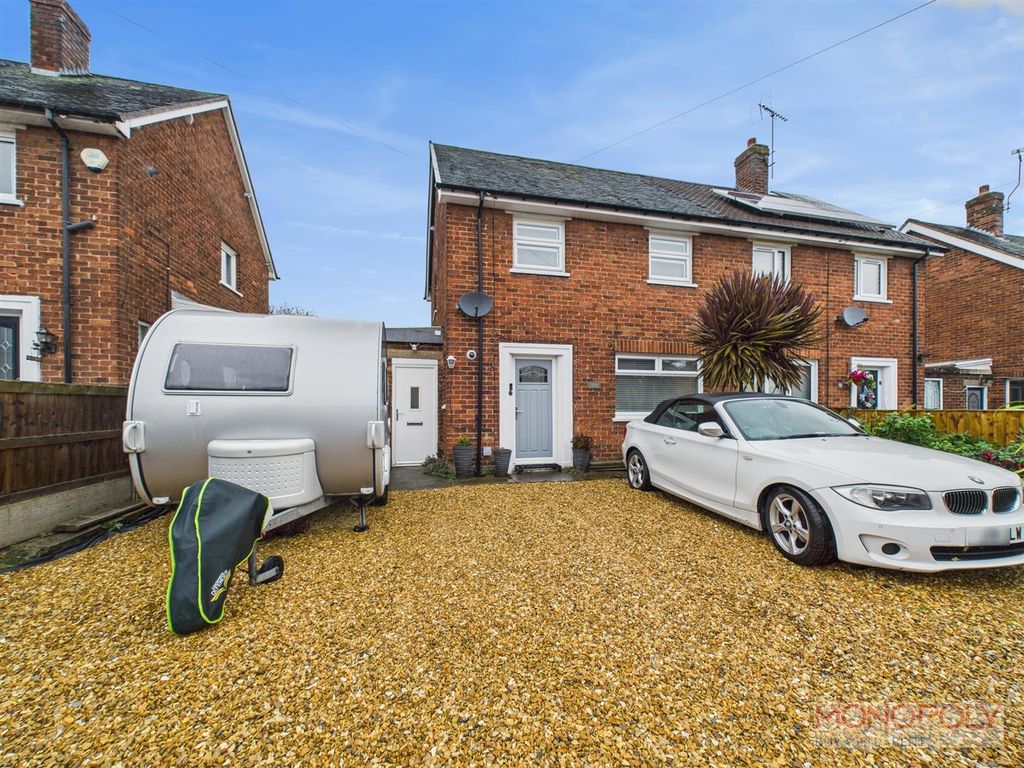 Property photo 1 of 21 Cam01943G0-Pr0565-Still025.Jpg