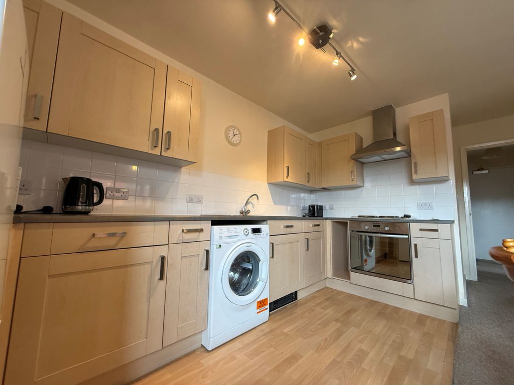 Property photo 2 of 5