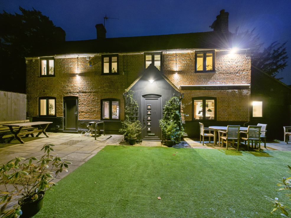 Property photo 1 of 24 Night Best