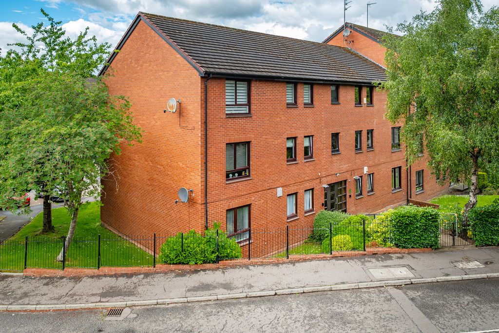 Property photo 1 of 27