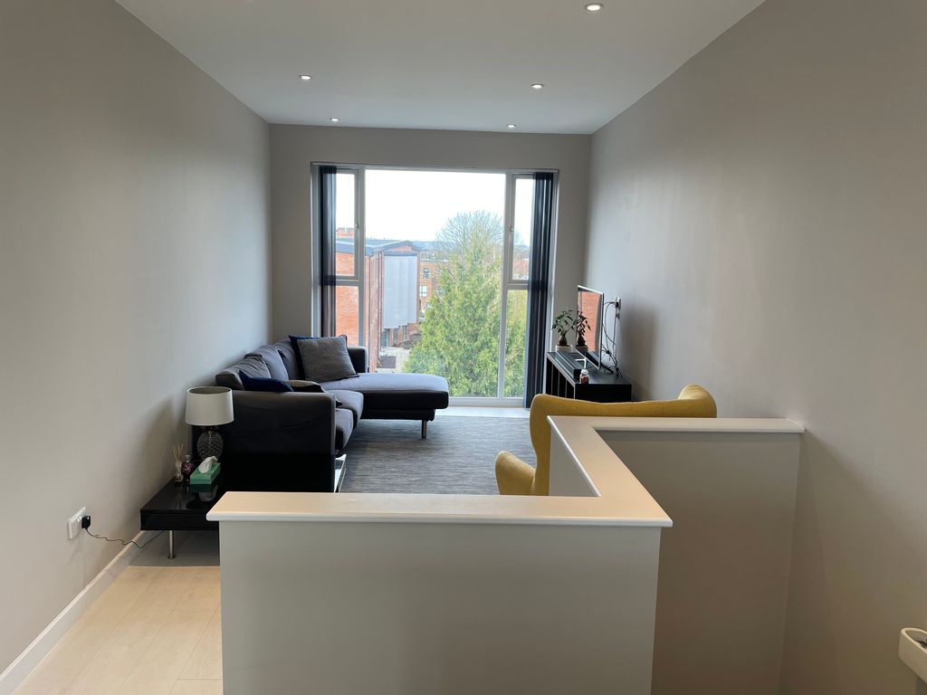 Property photo 3 of 12