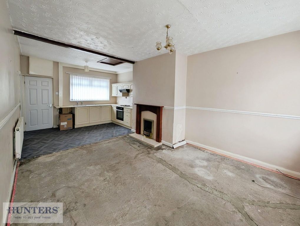 Property photo 3 of 16 Open Plan Lounge &amp; Kitchen