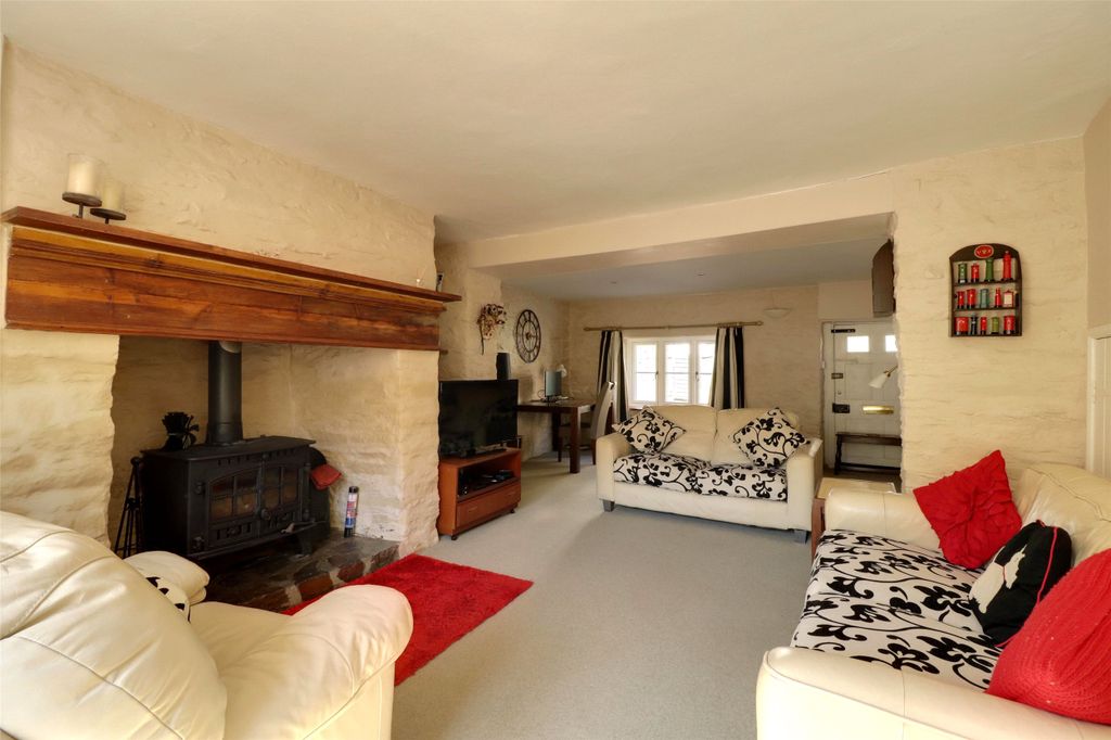 Property photo 3 of 26 Picture No. 09