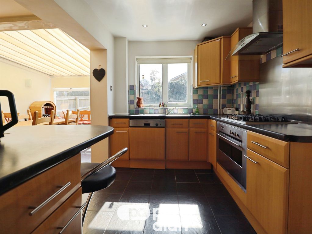 Property photo 2 of 24