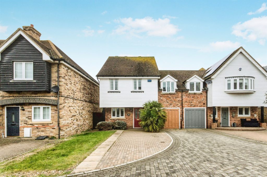 Property photo 1 of 22