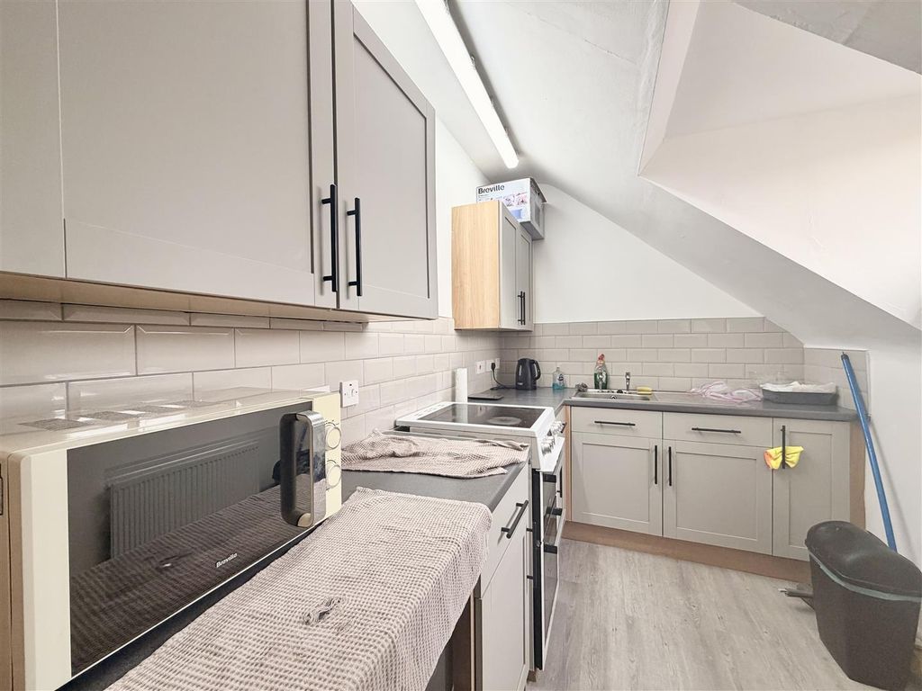 Property photo 2 of 9 Image00004.Jpeg