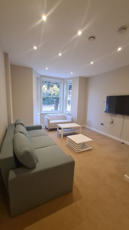 Property photo 3 of 5 Gallery