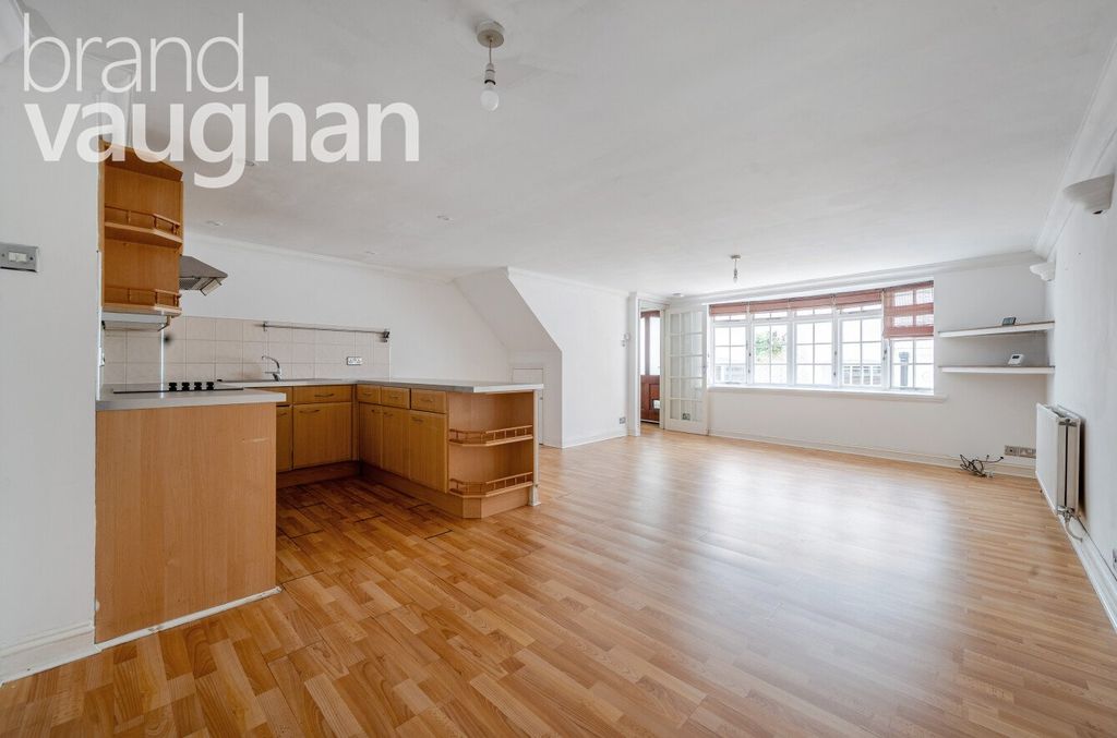 Property photo 2 of 9 Picture 2