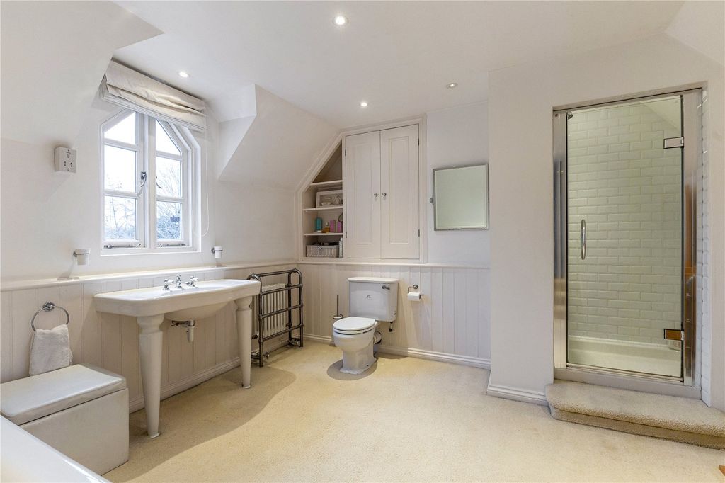 Additional image 16 of 10 bed detached house for saleNortonbury, Letchworth Garden City, Hertfordshire SG6