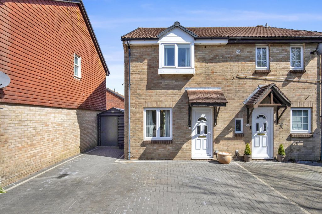 Property photo 1 of 23