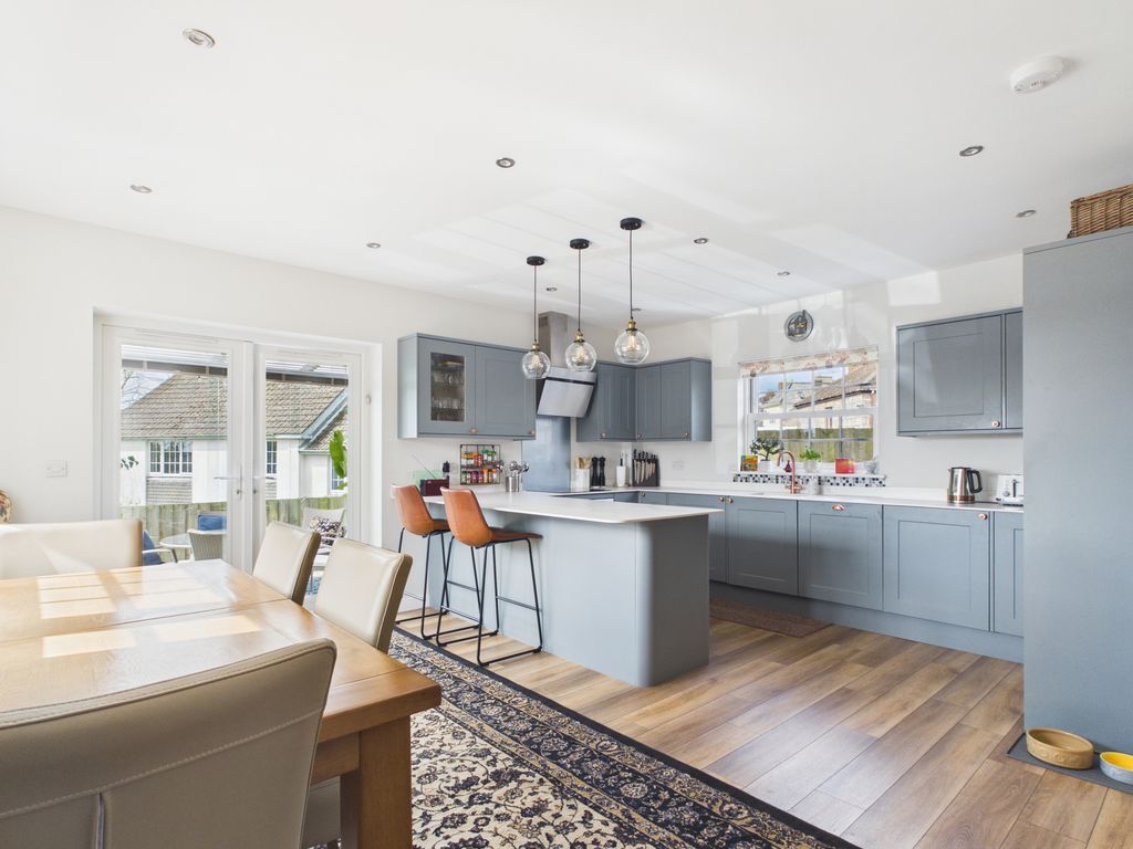 Property photo 2 of 14 Kitchen/Diner