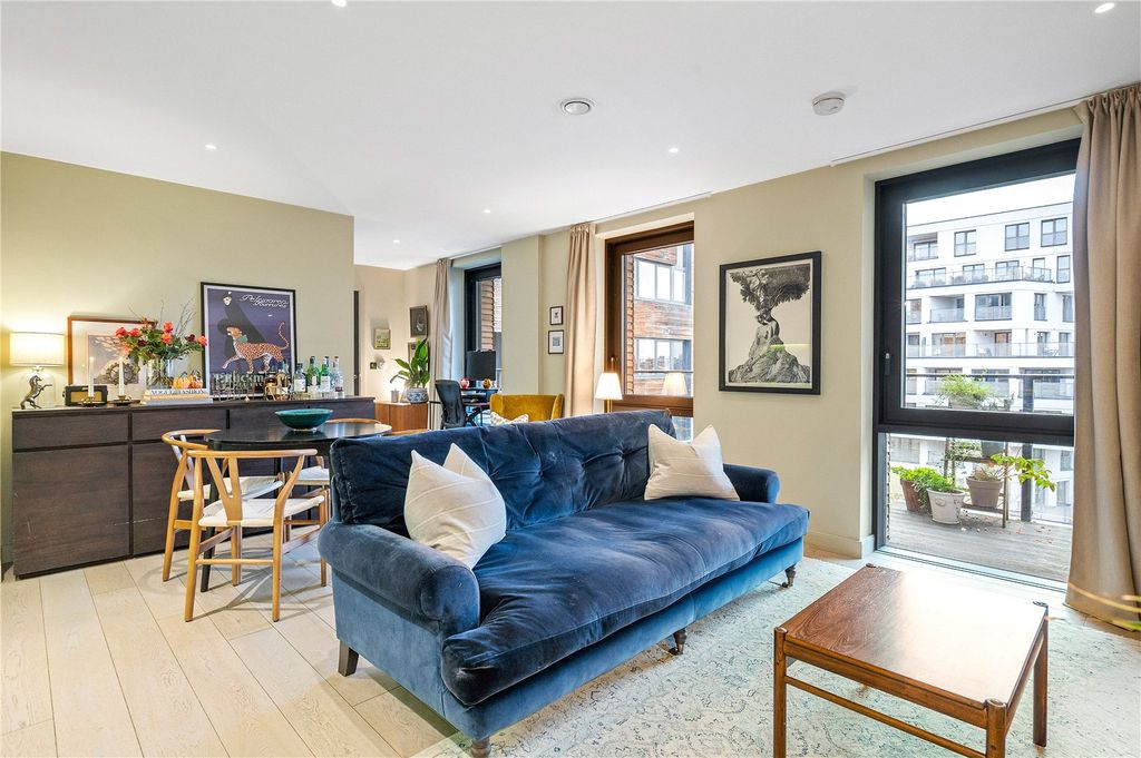 Property photo 1 of 26 Reception/ Dining