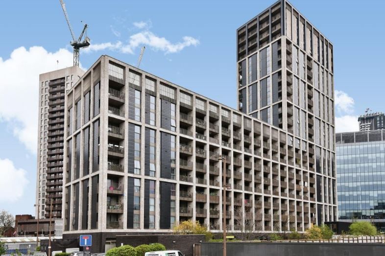 Property photo 1 of 21