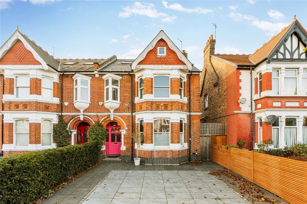 Property photo 1 of 37 Front Ex