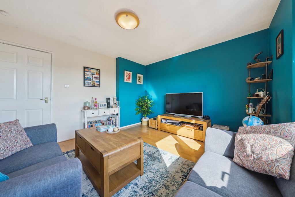Property photo 3 of 14