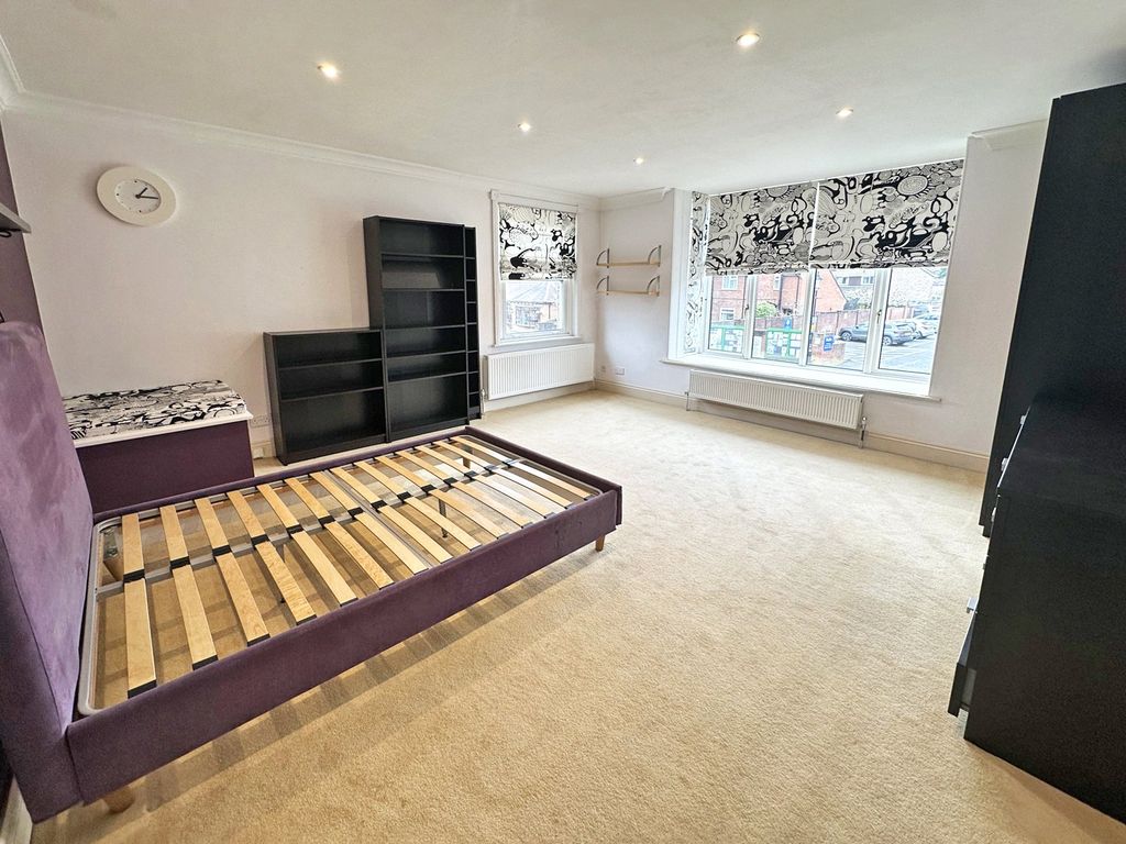 Property photo 2 of 14 Picture 2