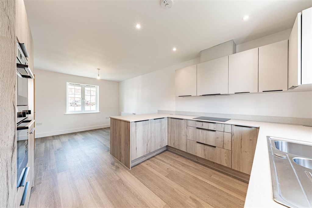 Property photo 2 of 26 L J Imaging-16.Jpg
