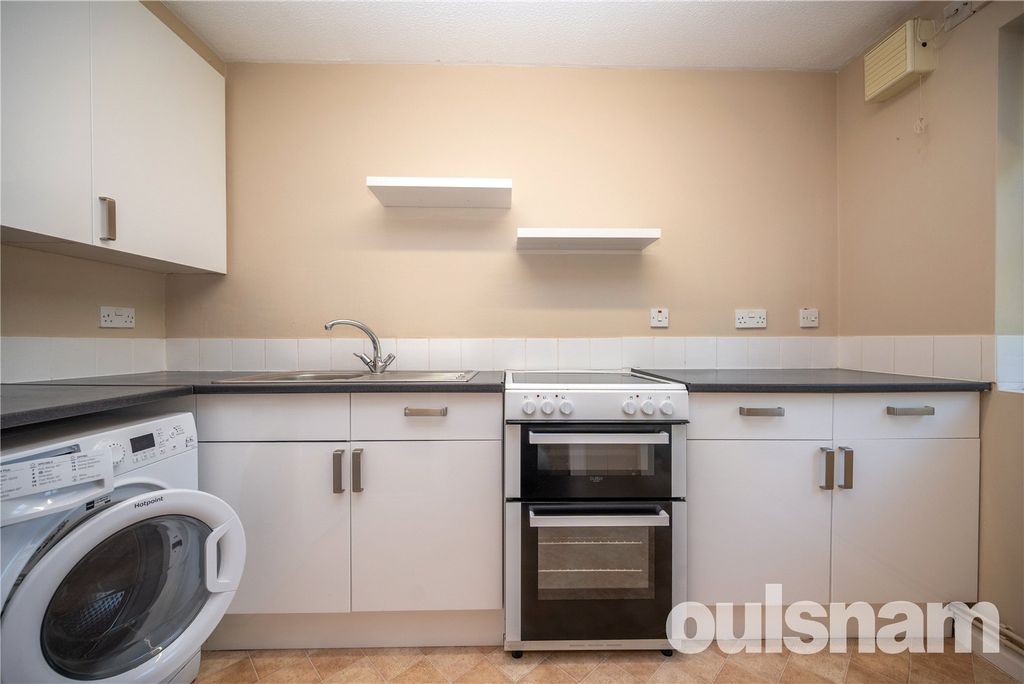 Property photo 2 of 11 Picture No. 07