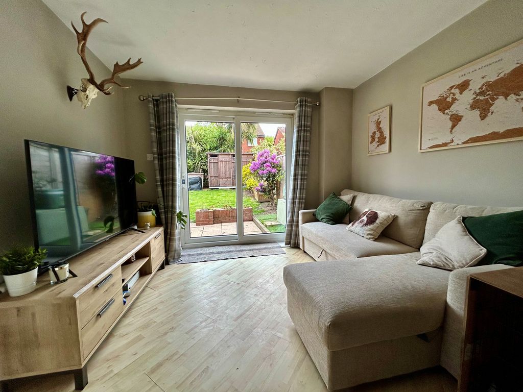 Property photo 2 of 7