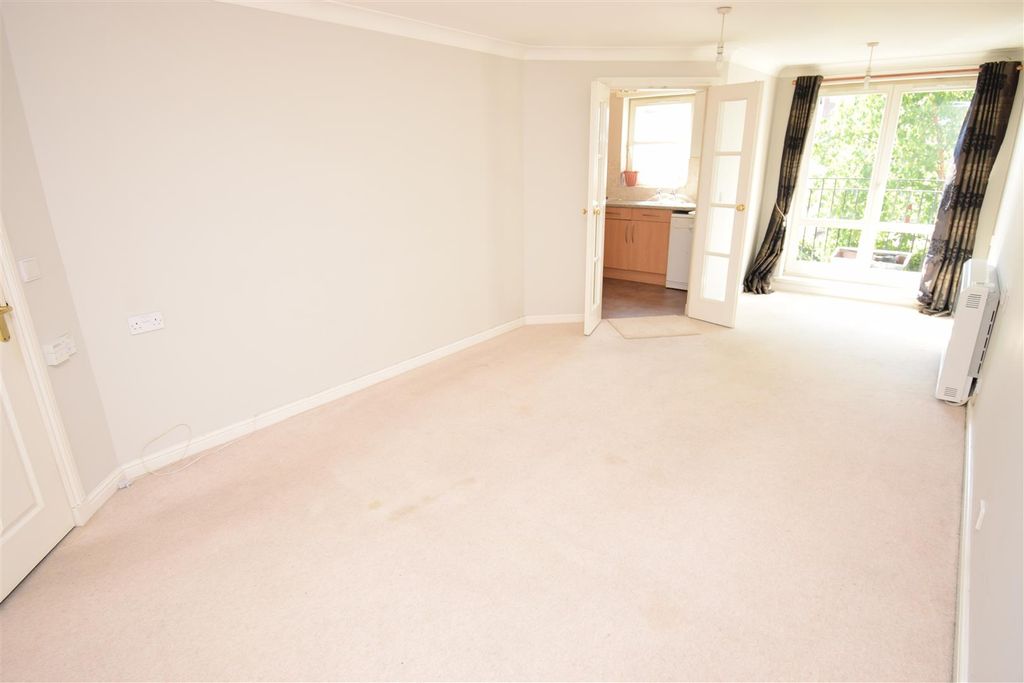 Property photo 2 of 11 Lounge-Dining Room.Jpg