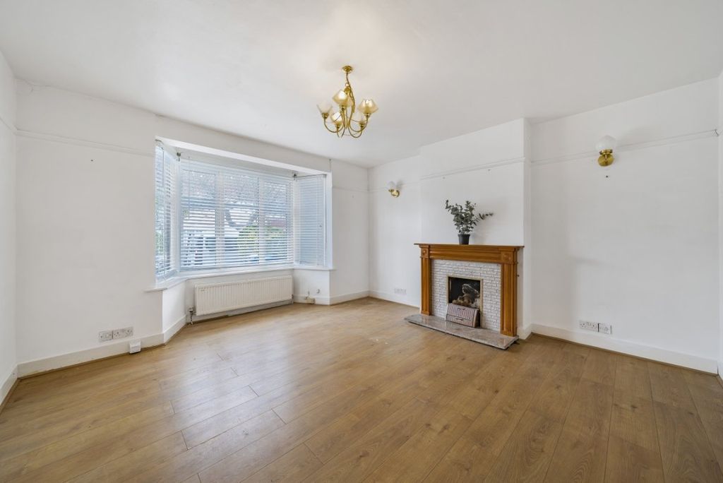 Property photo 2 of 14 1024079 (3)