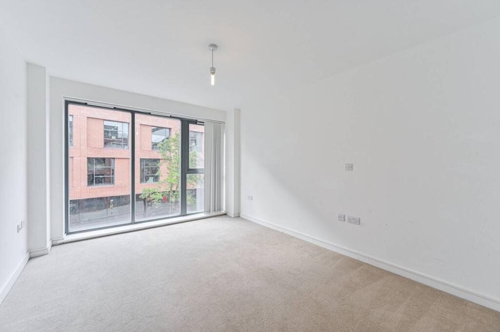 Property photo 3 of 13 Picture No. 25