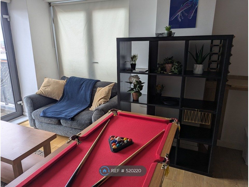 Property photo 2 of 7 Living Room