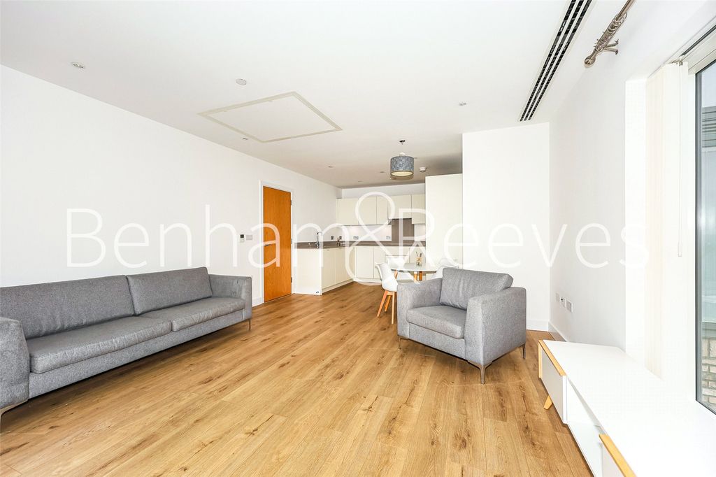 Property photo 1 of 10 Picture No. 06