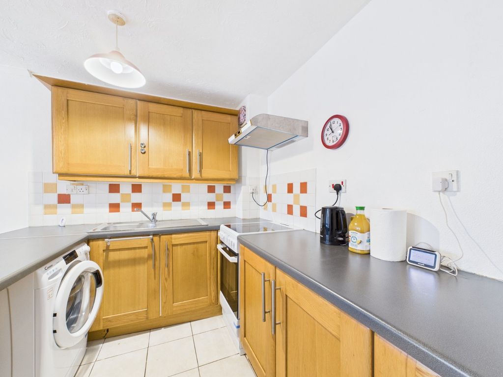 Property photo 3 of 18 Picture No. 25