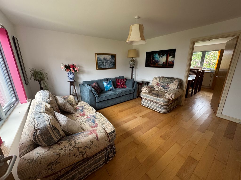 Property photo 2 of 13 2