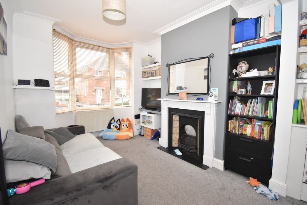 Property photo 2 of 10