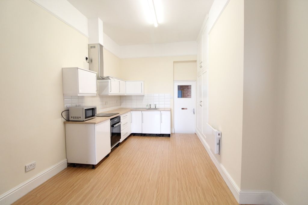 Property photo 3 of 8 Img_6527