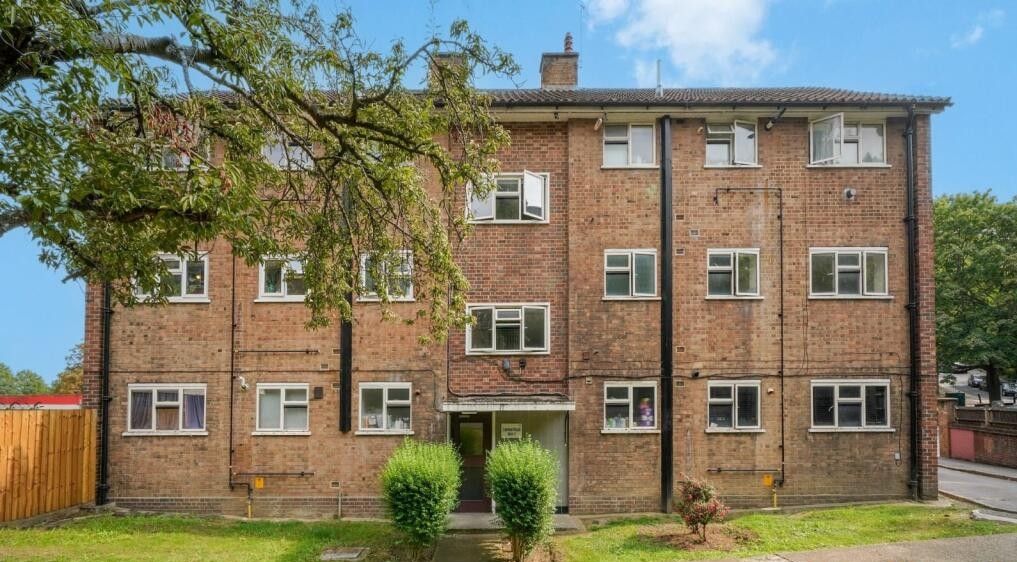 Property photo 1 of 10