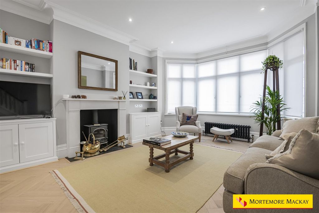 Property photo 2 of 46 7_59328_Watermarked.Jpg