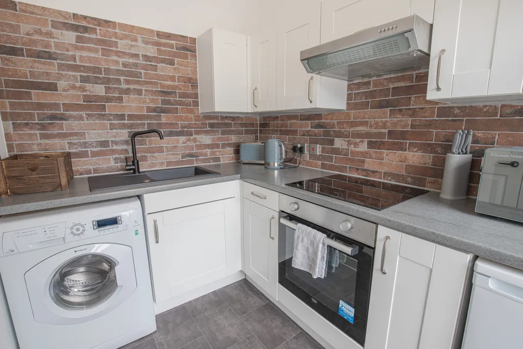 Apartment in Aberdeen, City Centre - View 3